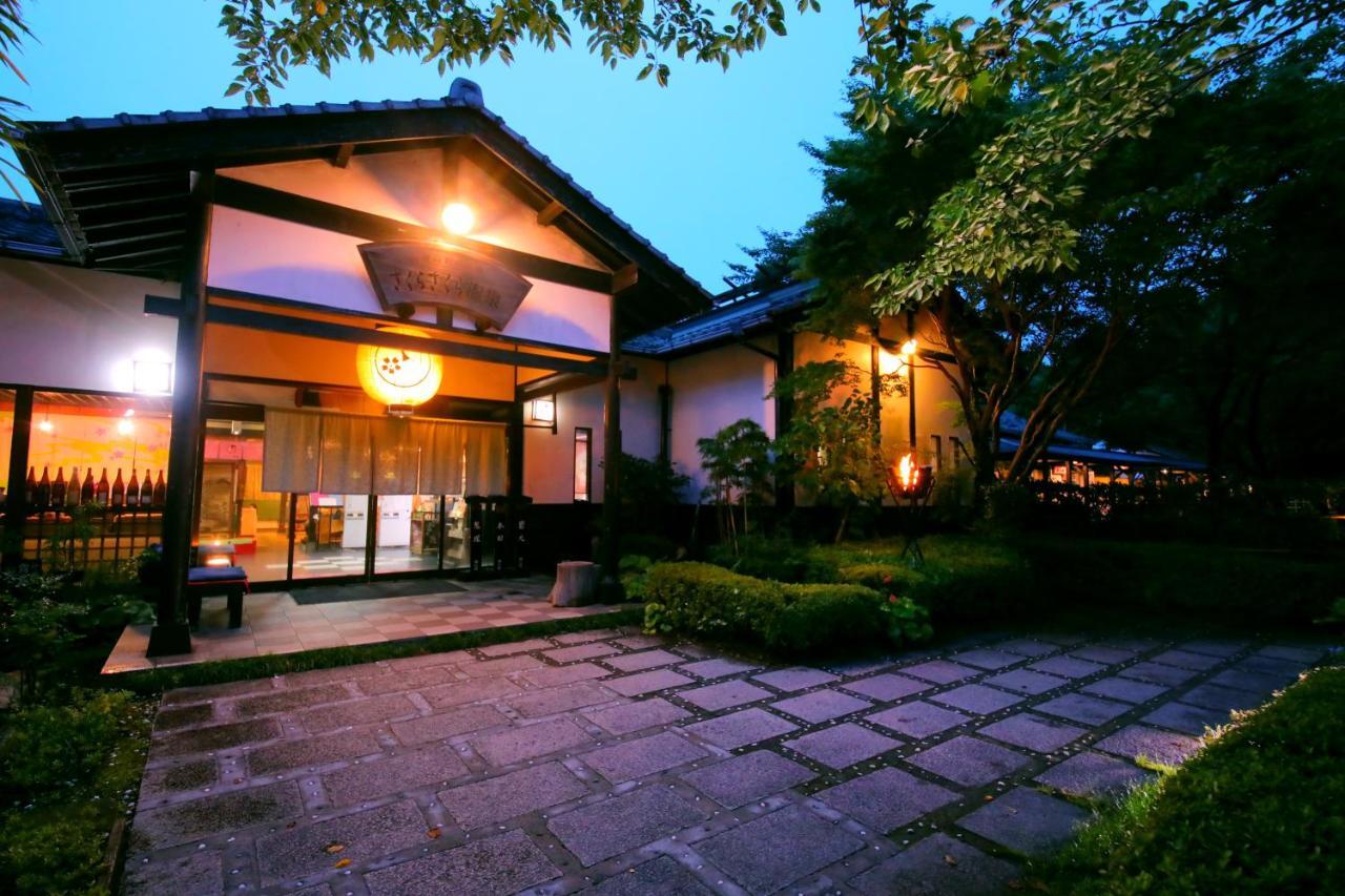 Sakura Sakura Onsen Hotel Kirishima Buitenkant foto
