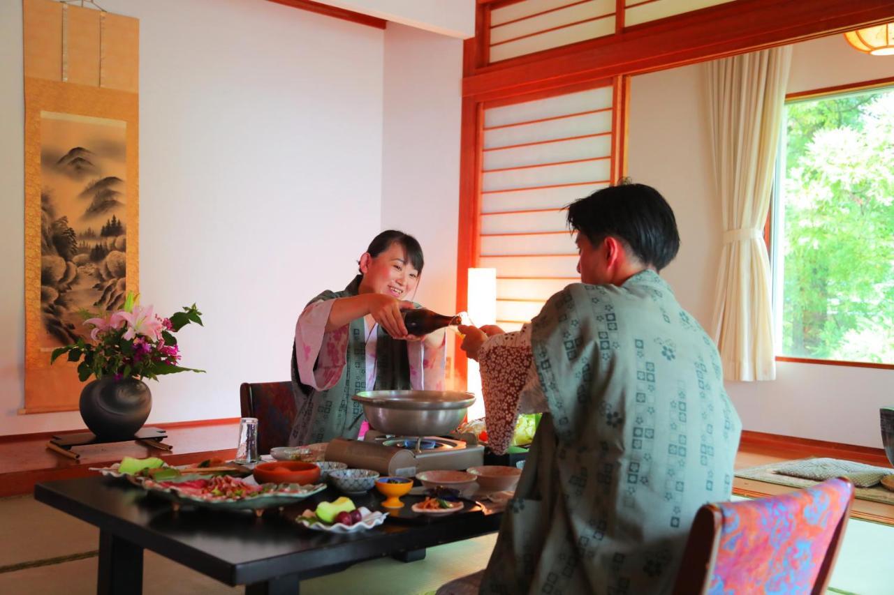 Sakura Sakura Onsen Hotel Kirishima Buitenkant foto